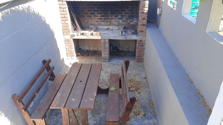 9 Bedroom Property for Sale in Selborne Eastern Cape